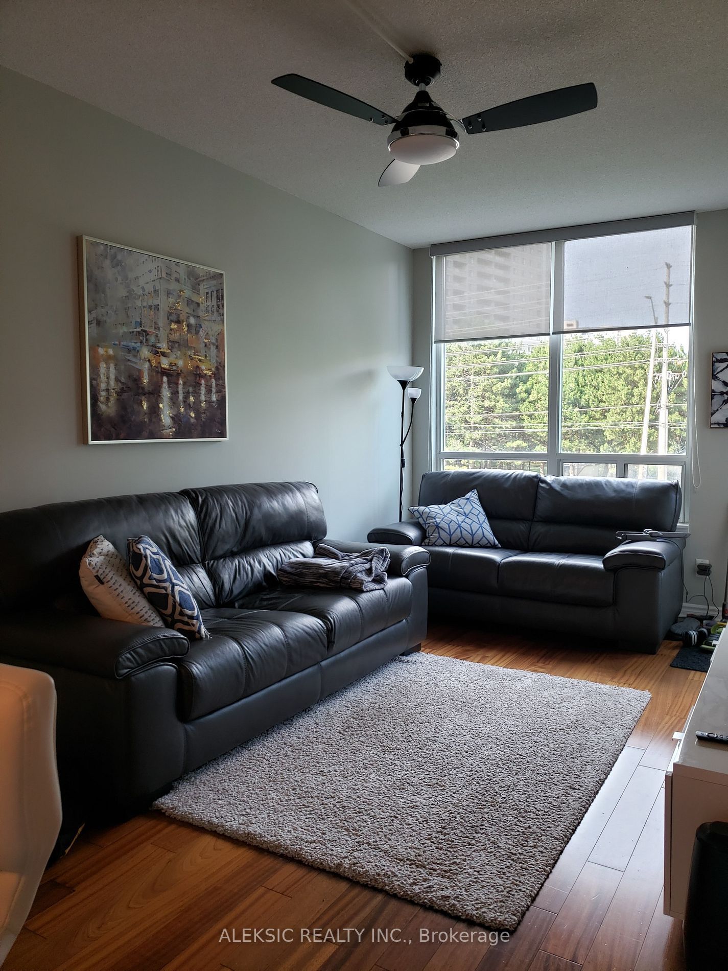 3504 Hurontario St, #202