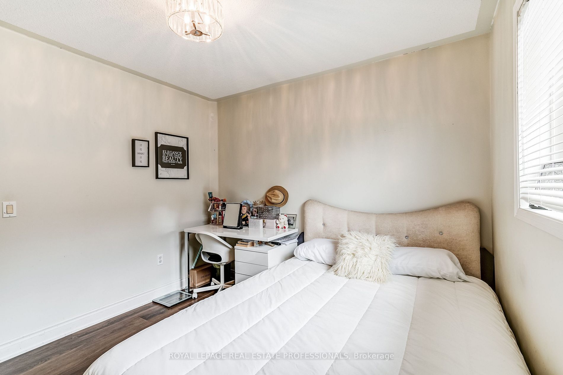 94 Stella Cres