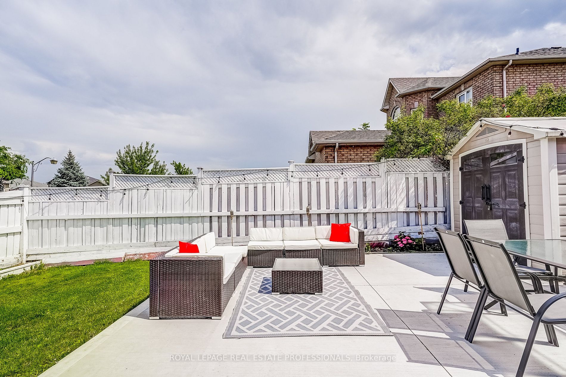94 Stella Cres
