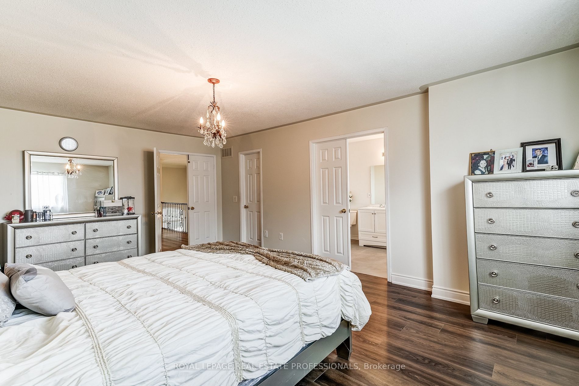 94 Stella Cres