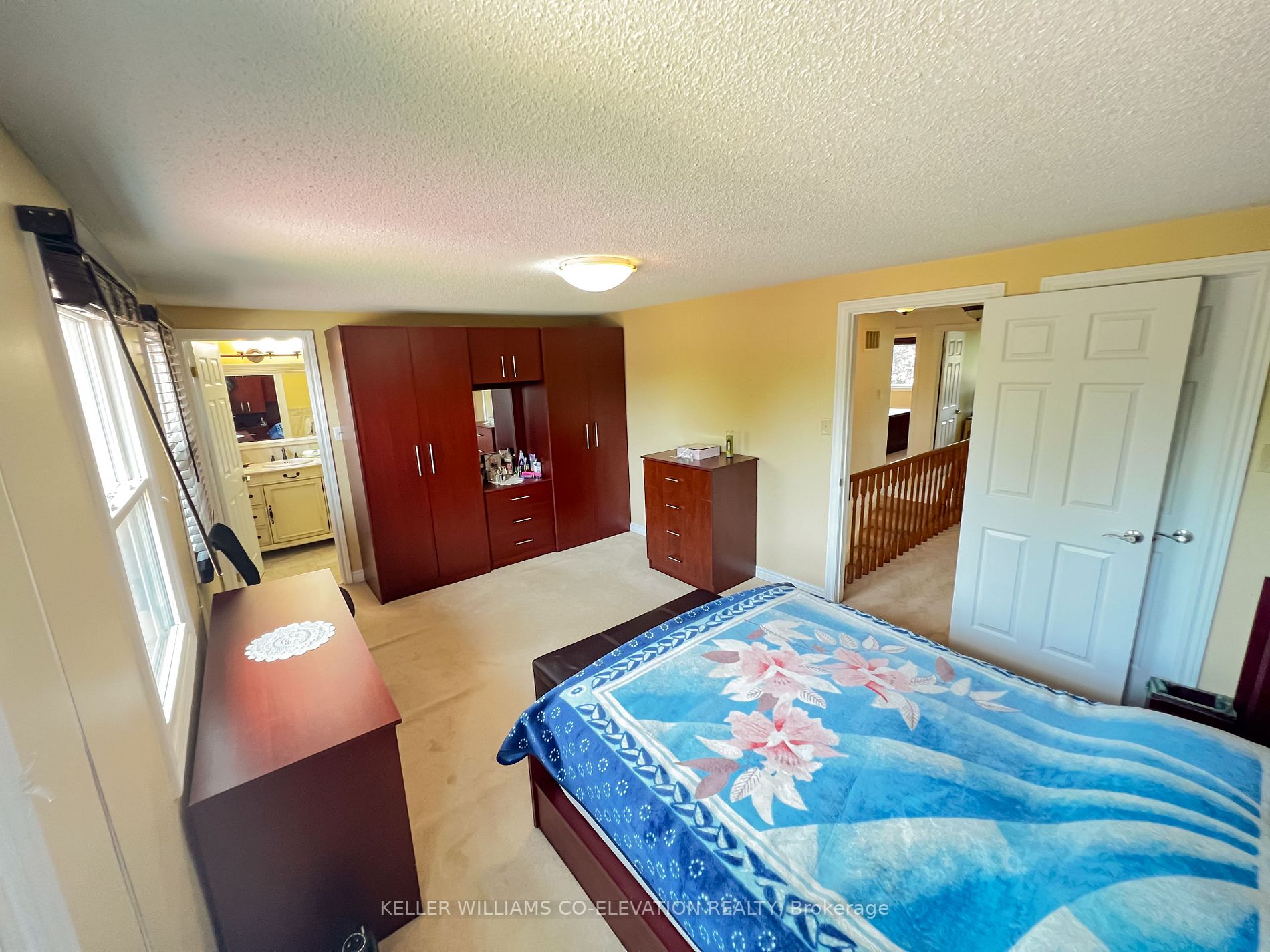 32 Myrtle Crt