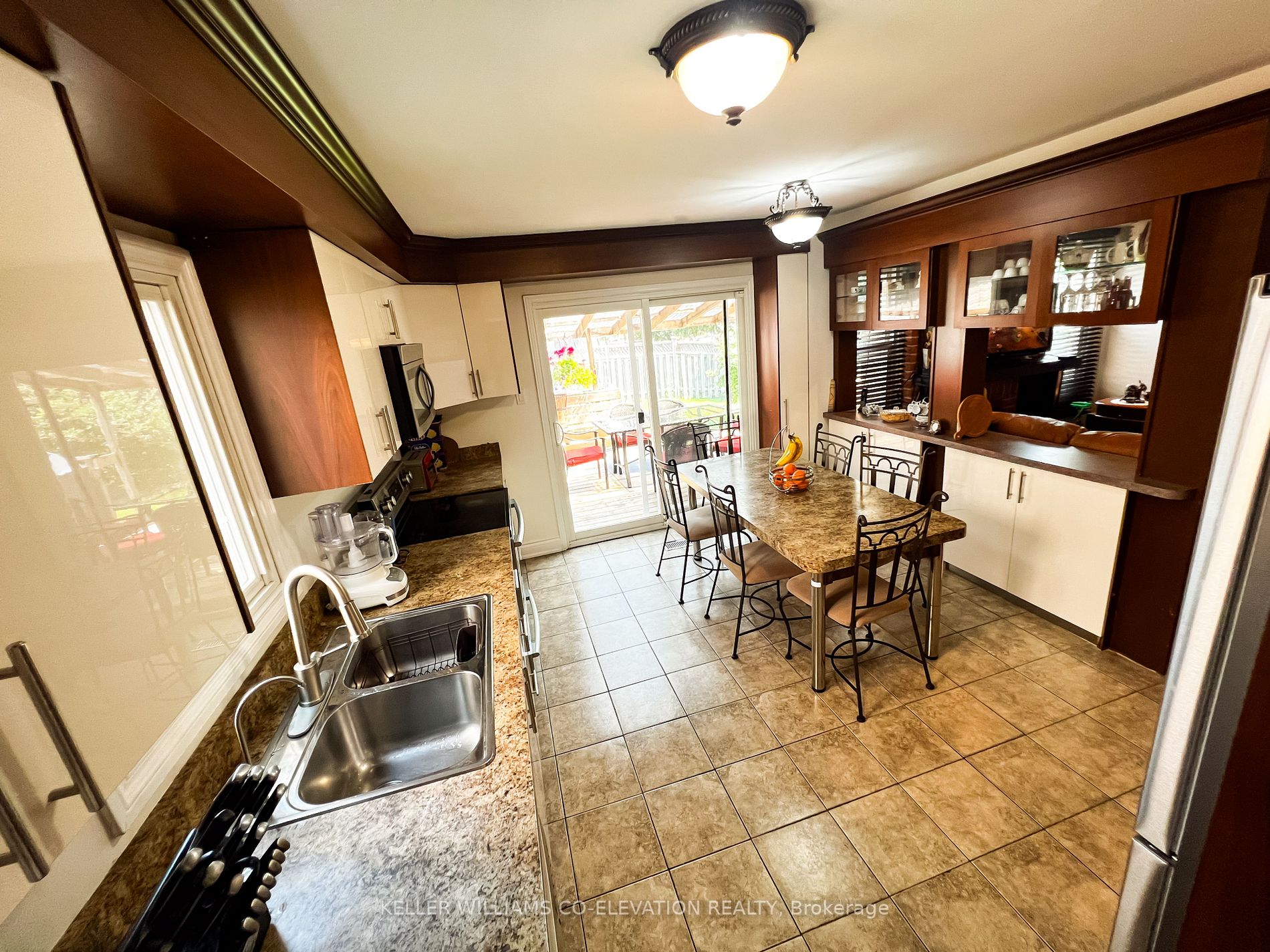 32 Myrtle Crt