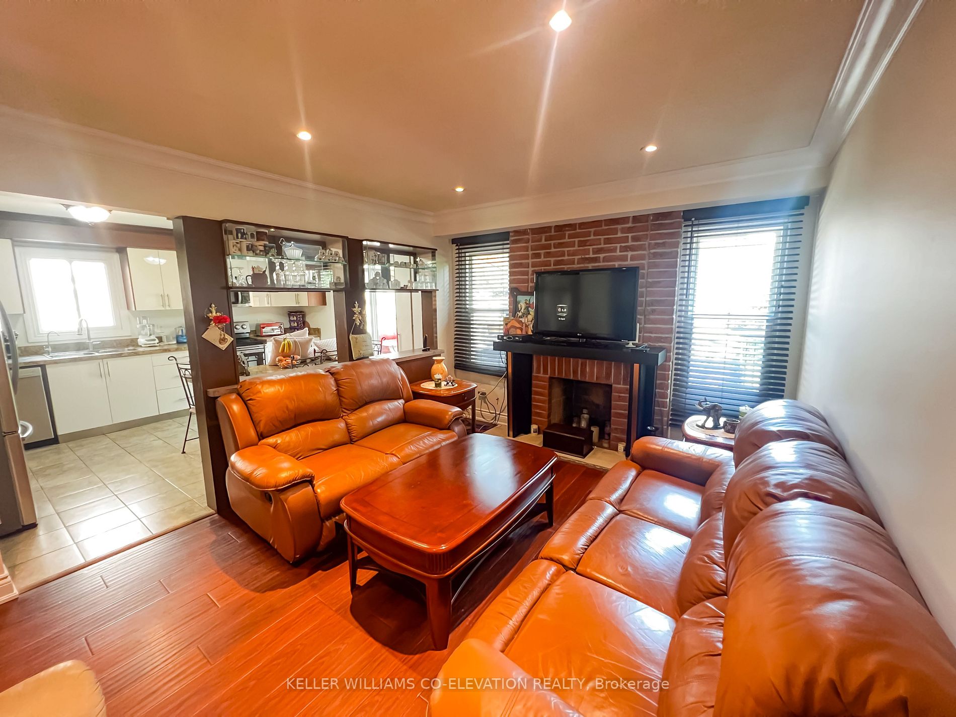 32 Myrtle Crt