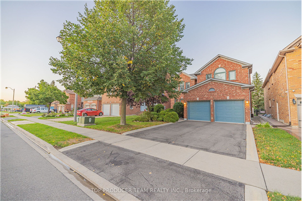 61 Eagleridge Dr Dr E, Brampton