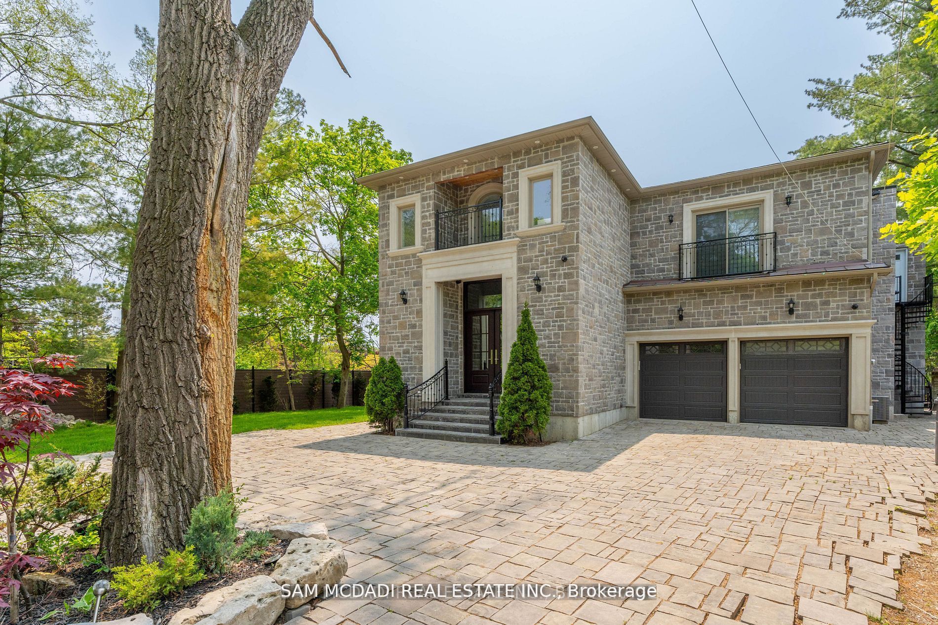1138 Garden Rd
