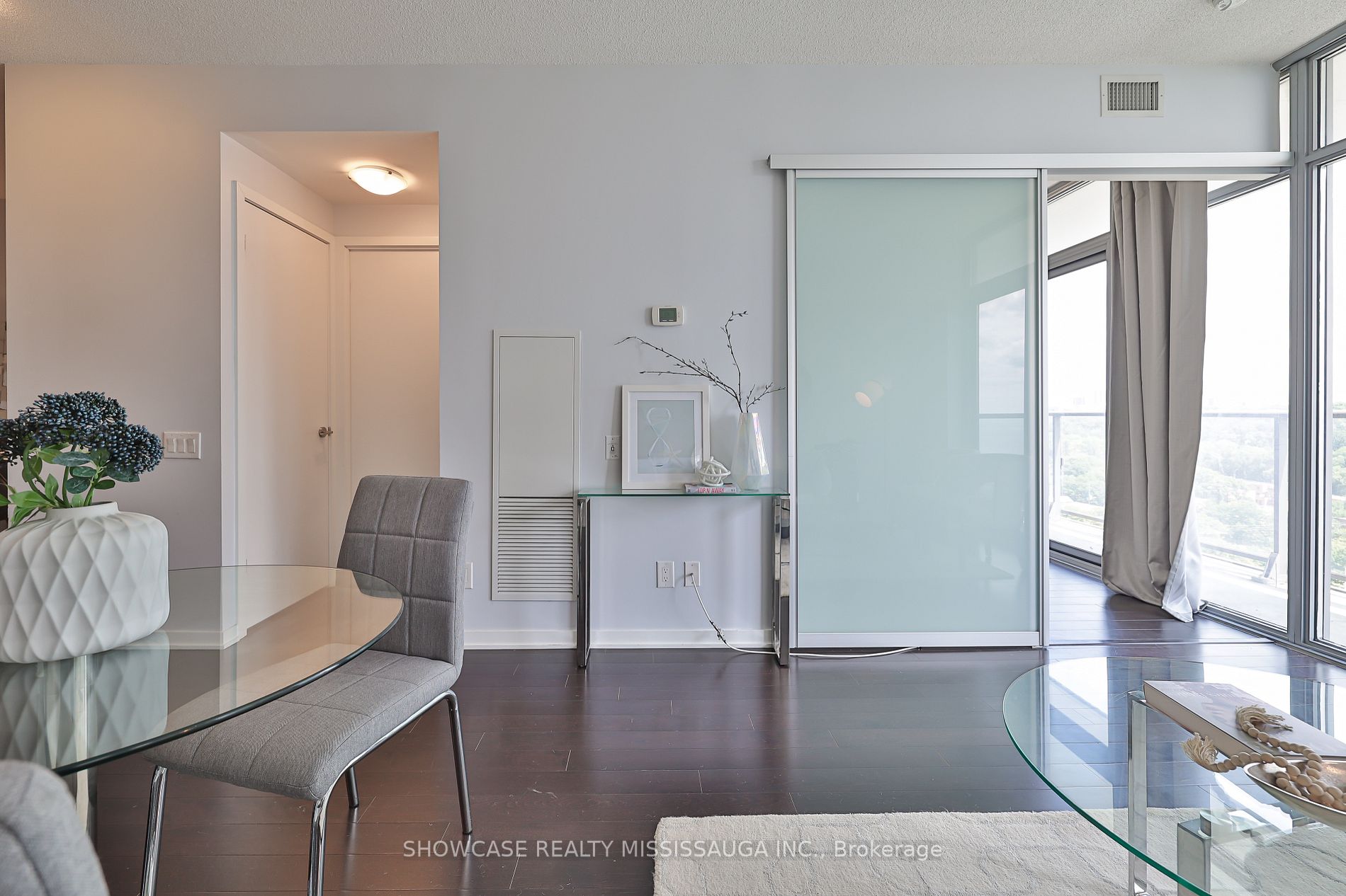105 The Queensway Ave, #1401