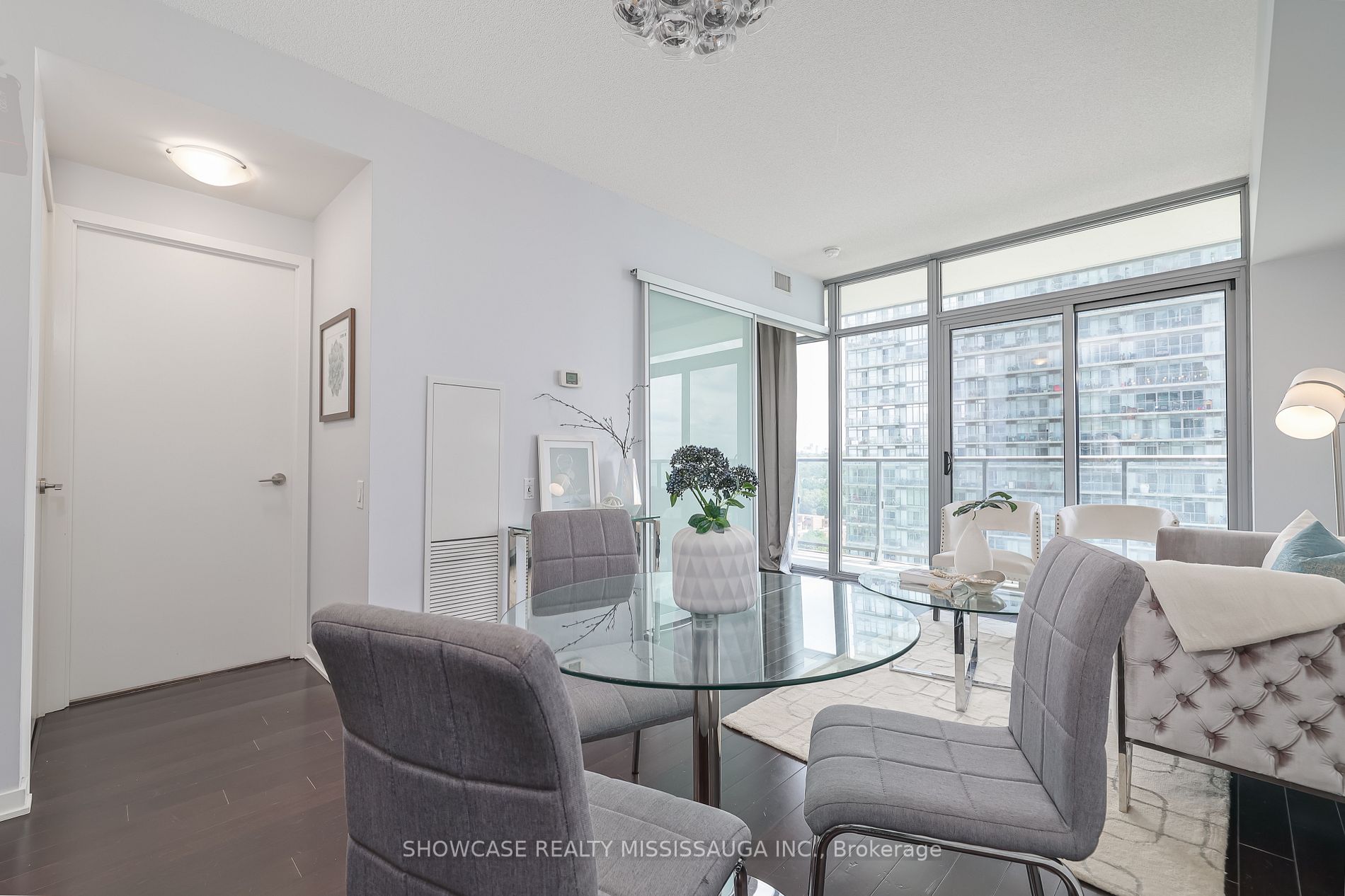 105 The Queensway Ave, #1401