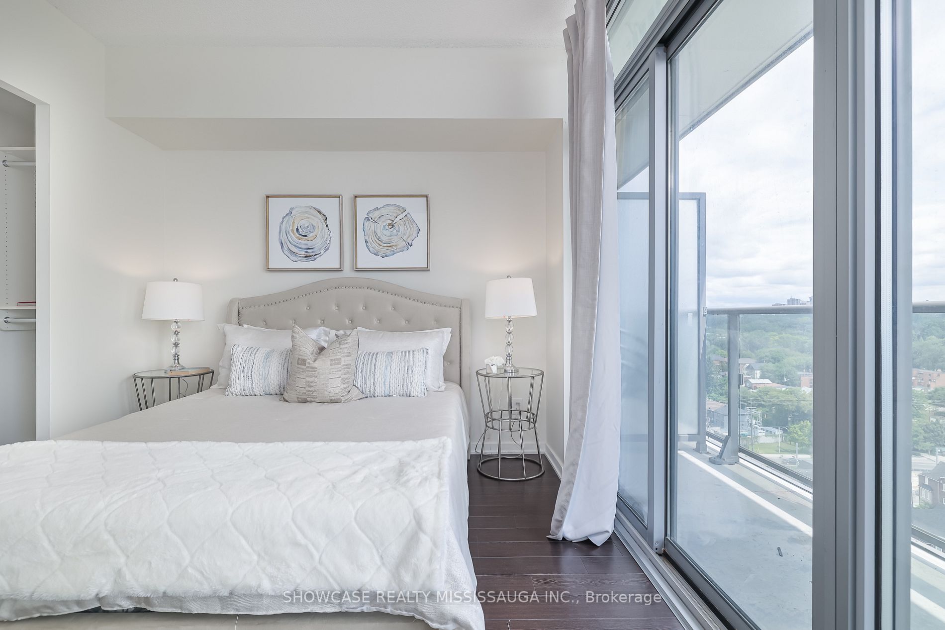 105 The Queensway Ave, #1401