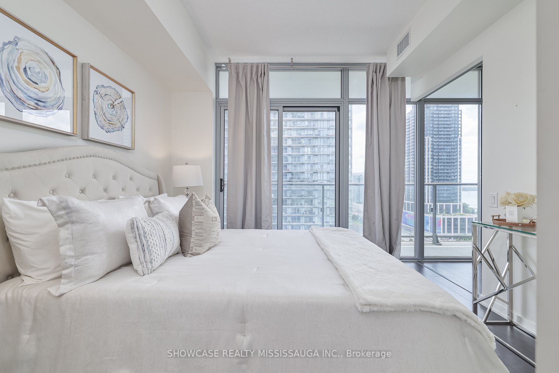 105 The Queensway Ave, #1401