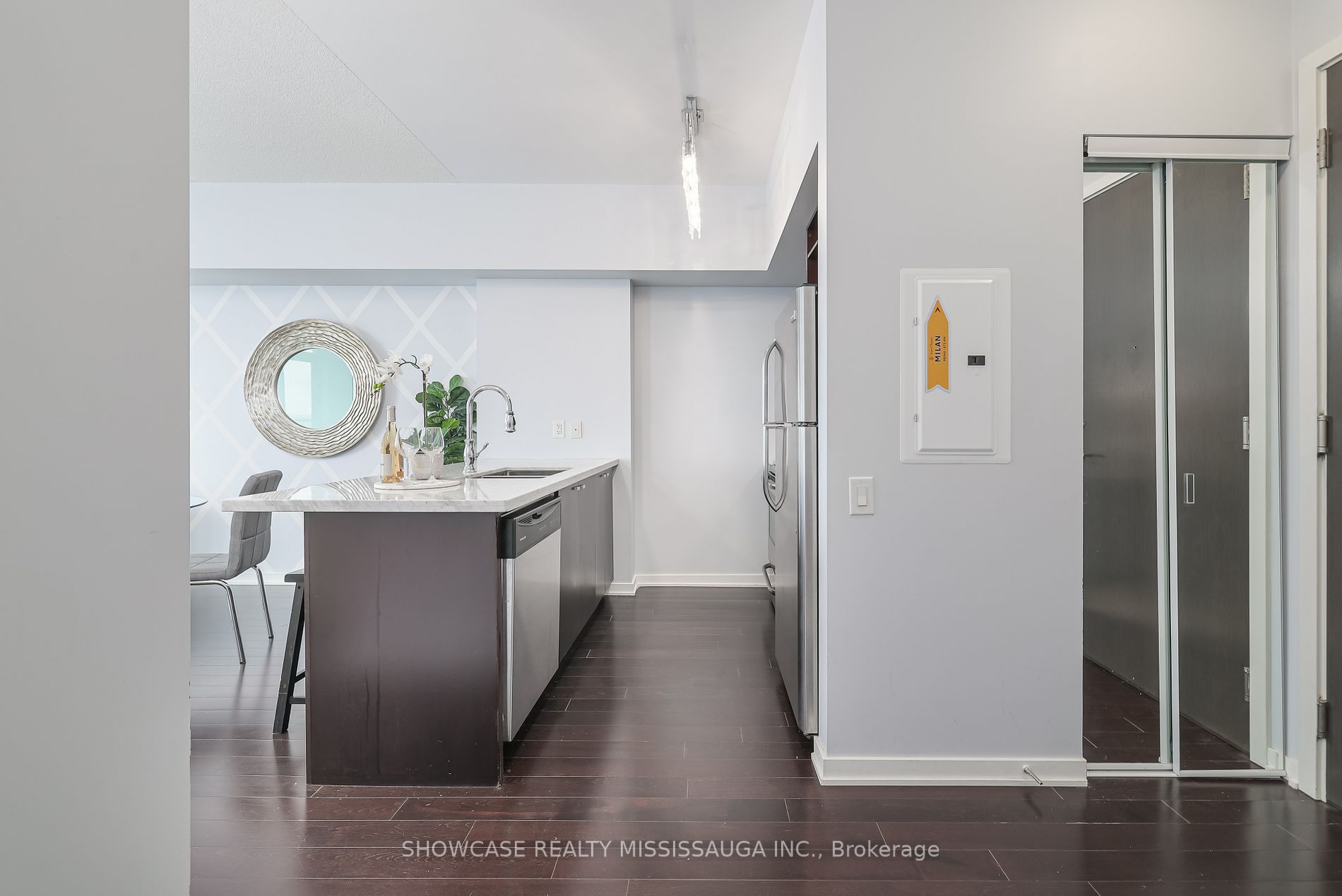 105 The Queensway Ave, #1401
