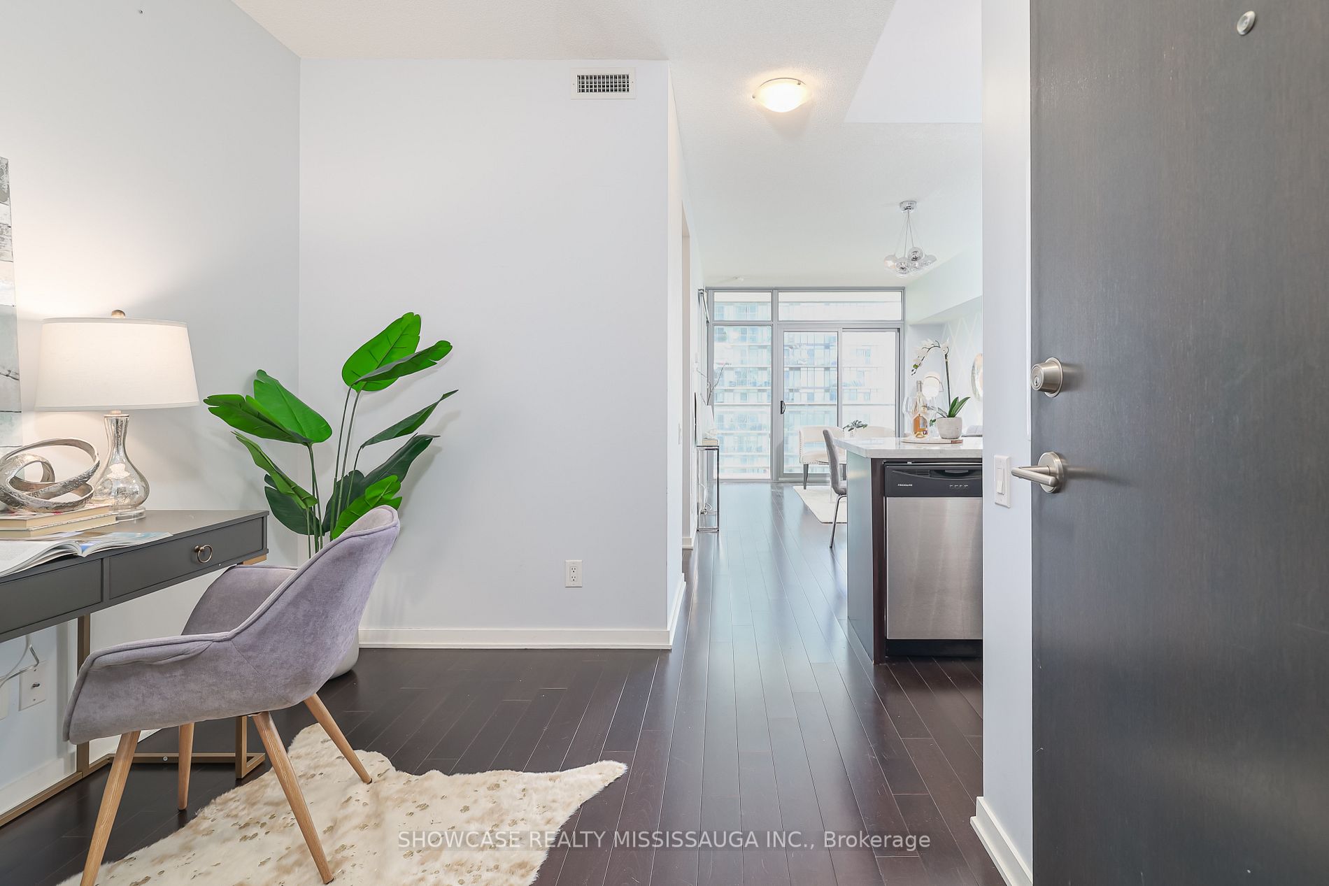 105 The Queensway Ave, #1401