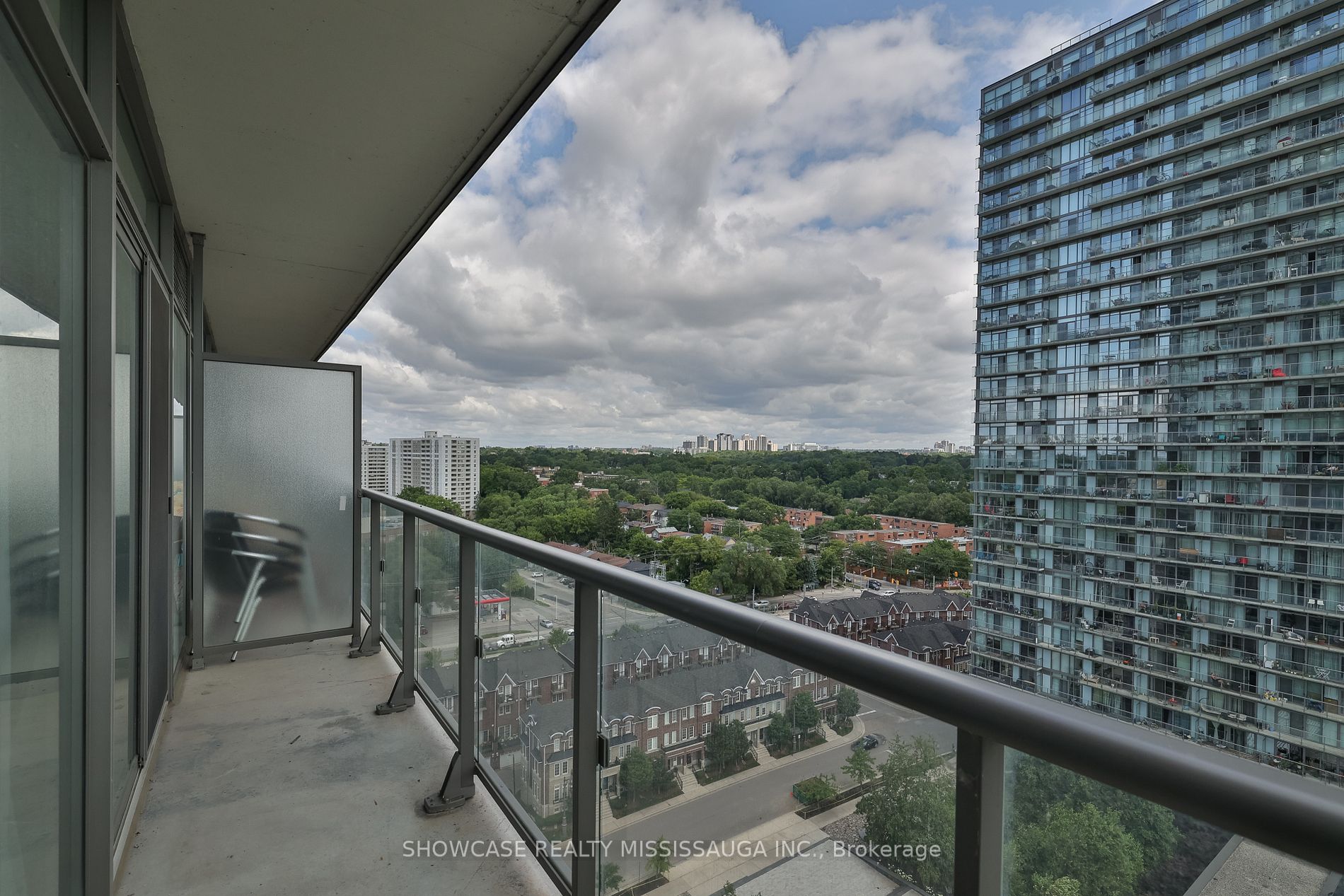 105 The Queensway Ave, #1401