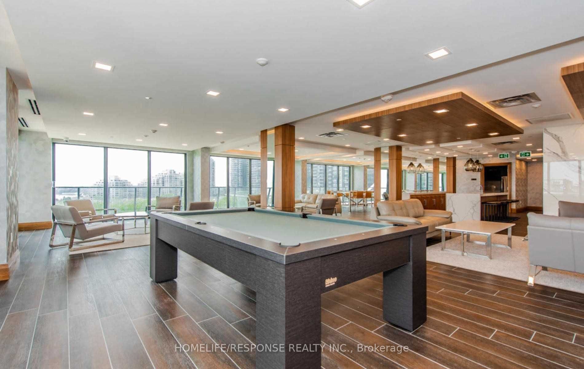 30 SHORE BREEZE Drive #1319