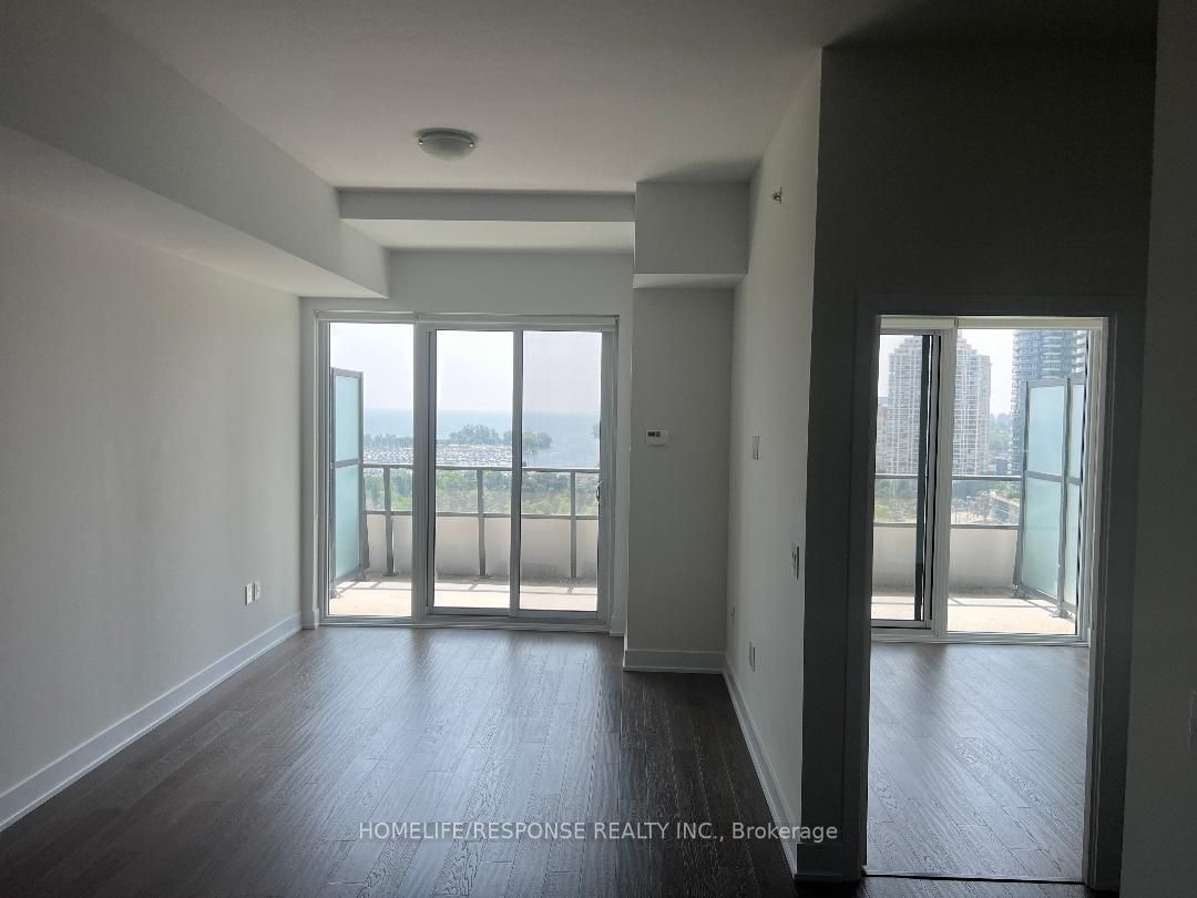 30 SHORE BREEZE Drive #1319