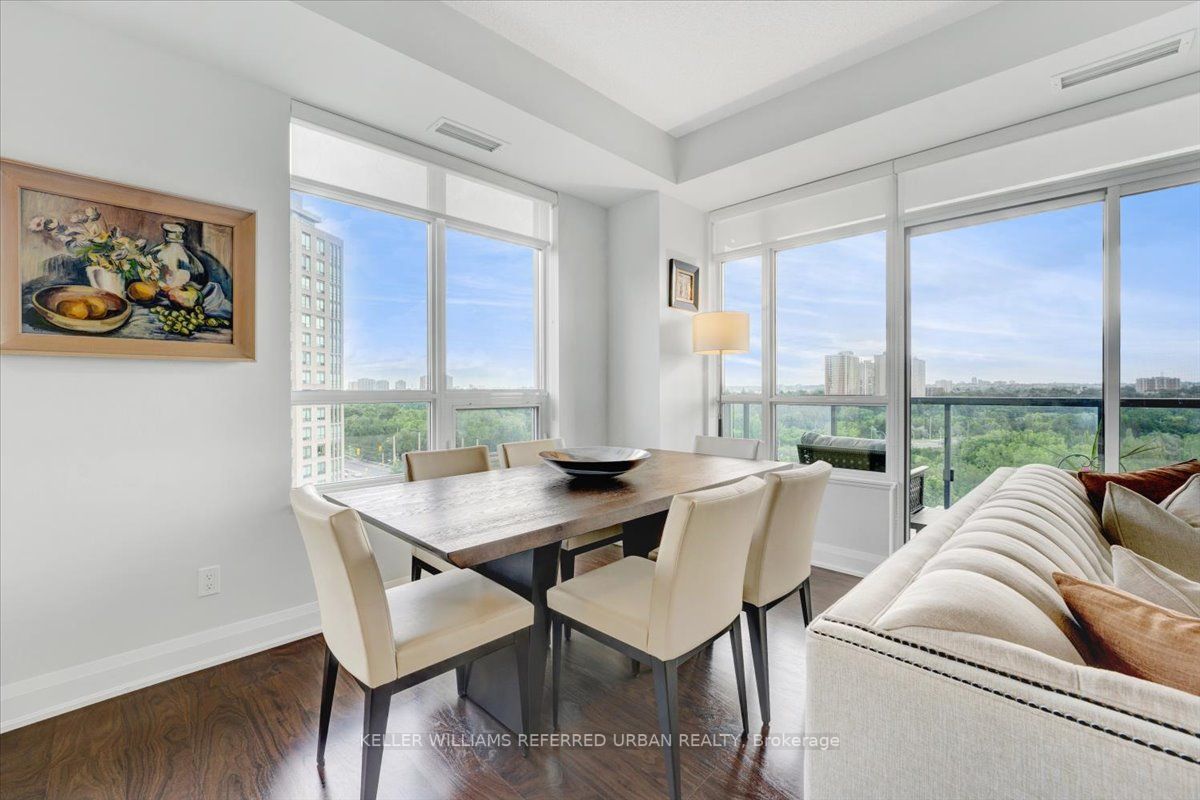 25 Fontenay Court, #808