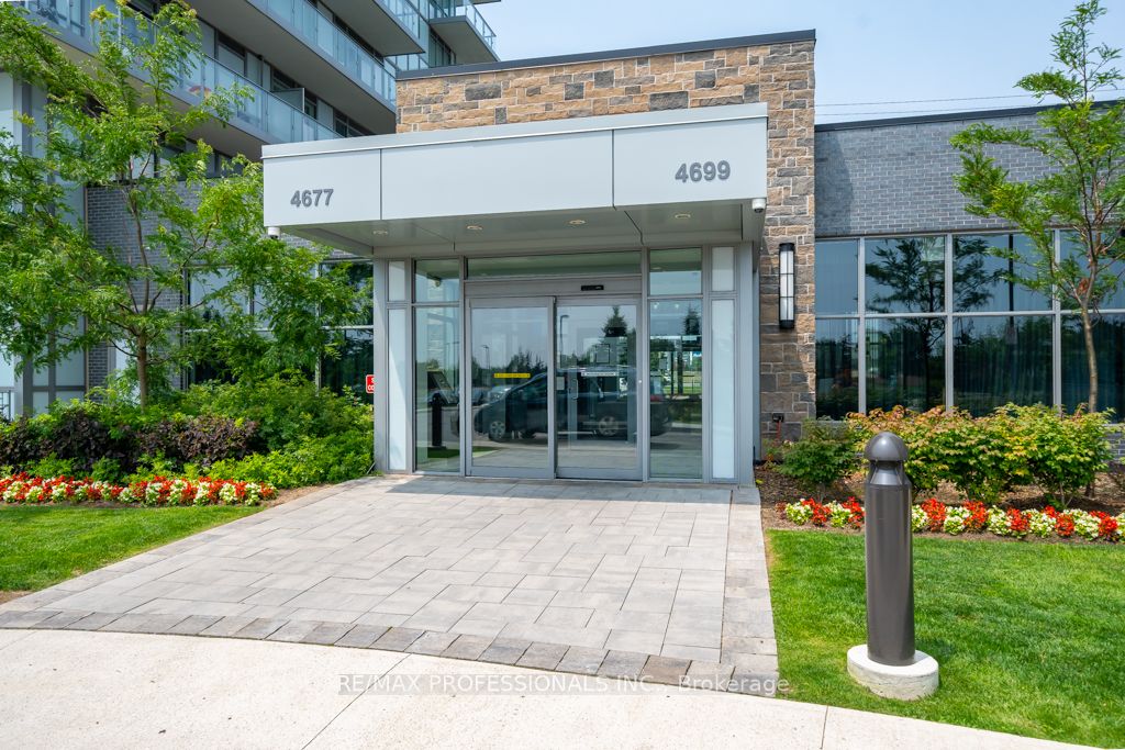 4699 Glen Erin Dr, #109