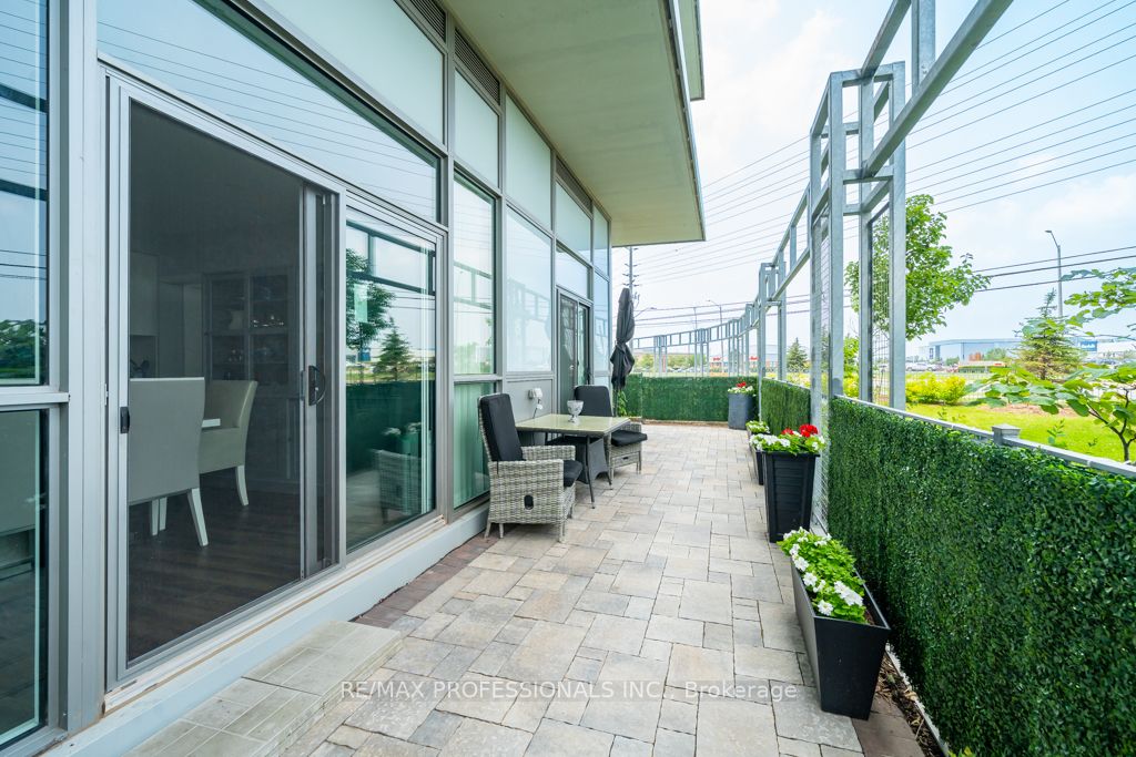 4699 Glen Erin Dr, #109