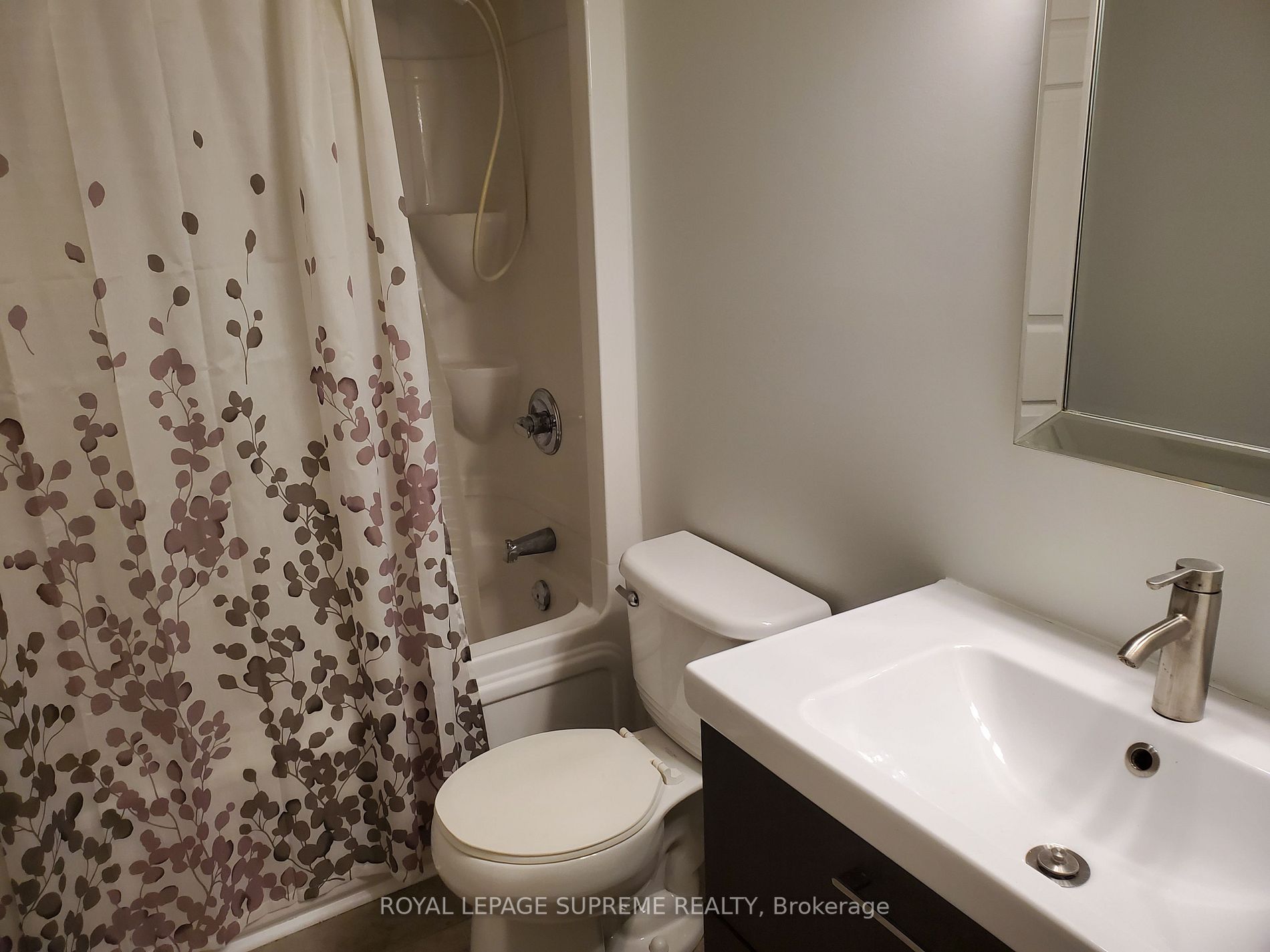 1487 Maple Ave, #104
