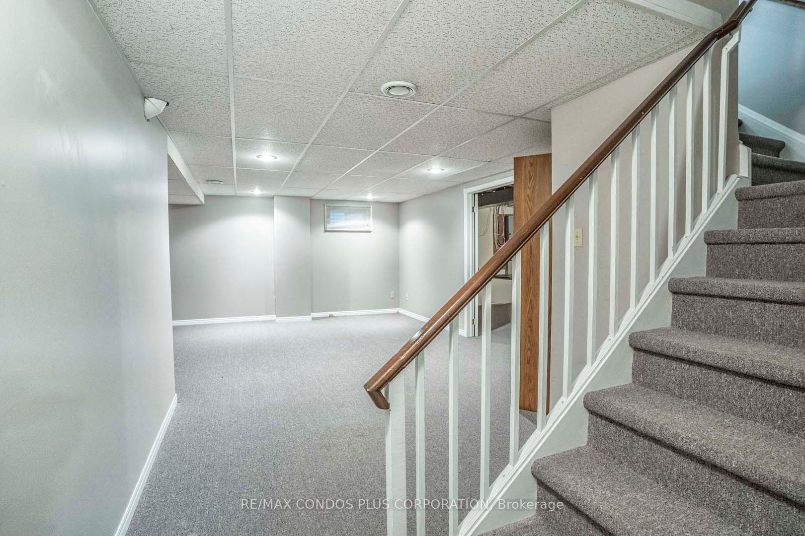 1681 Medallion Crt