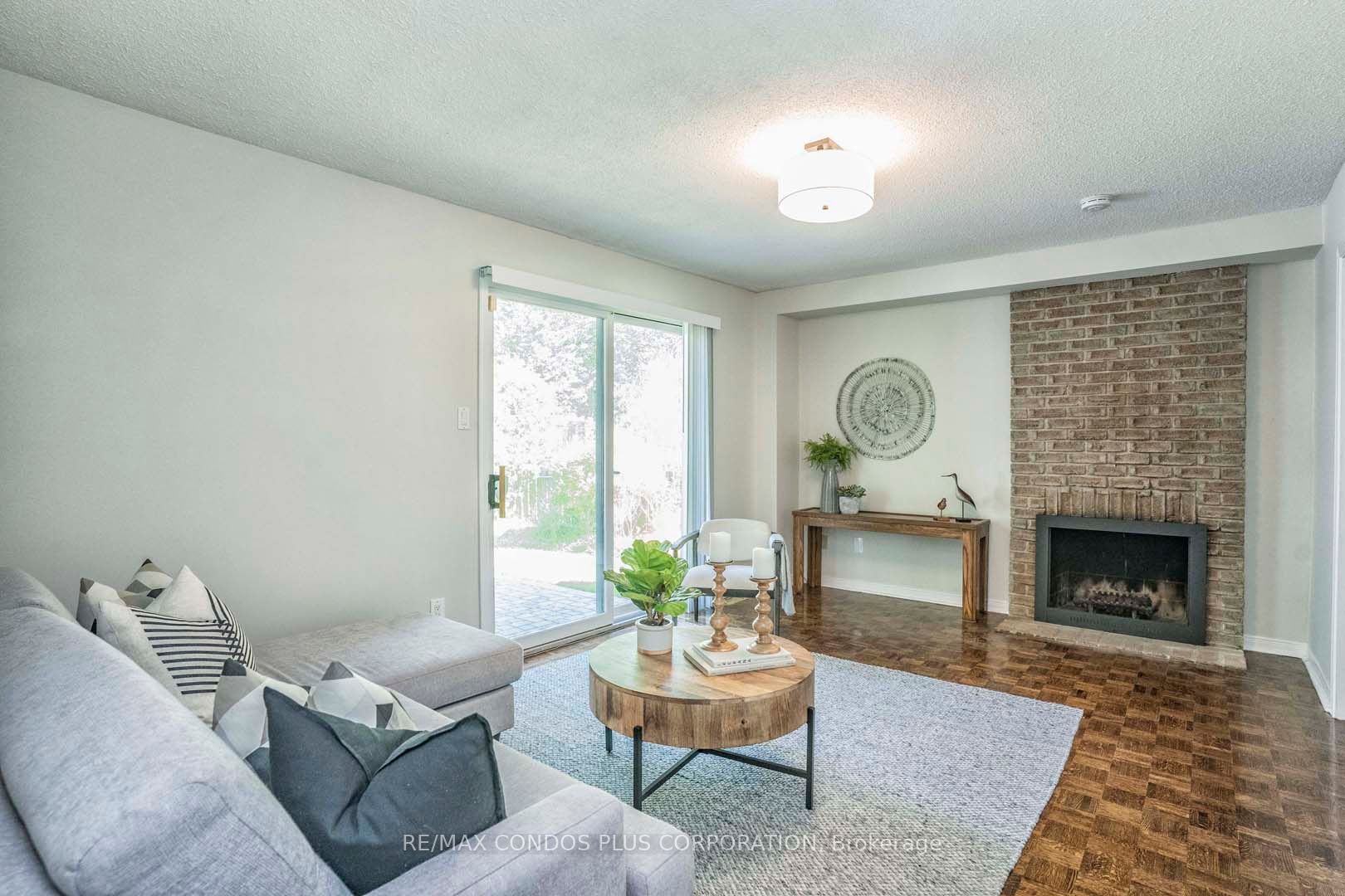 1681 Medallion Crt