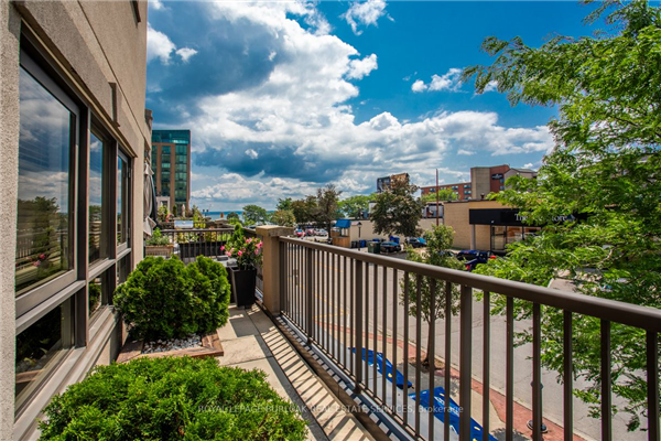399 Elizabeth St, Burlington