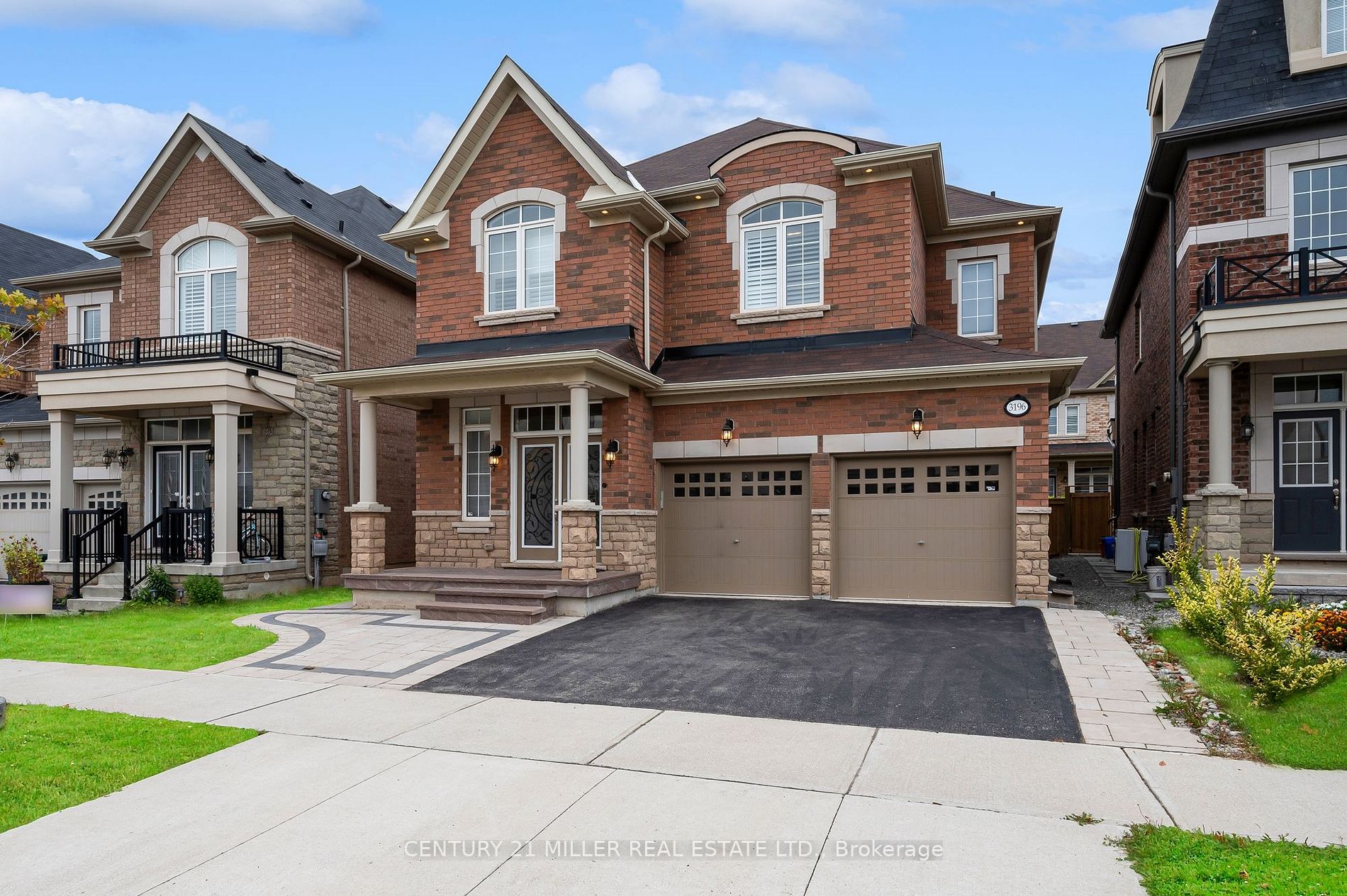3196 Ernest Appelbe Blvd