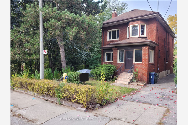 16 Rambert Cres, Toronto