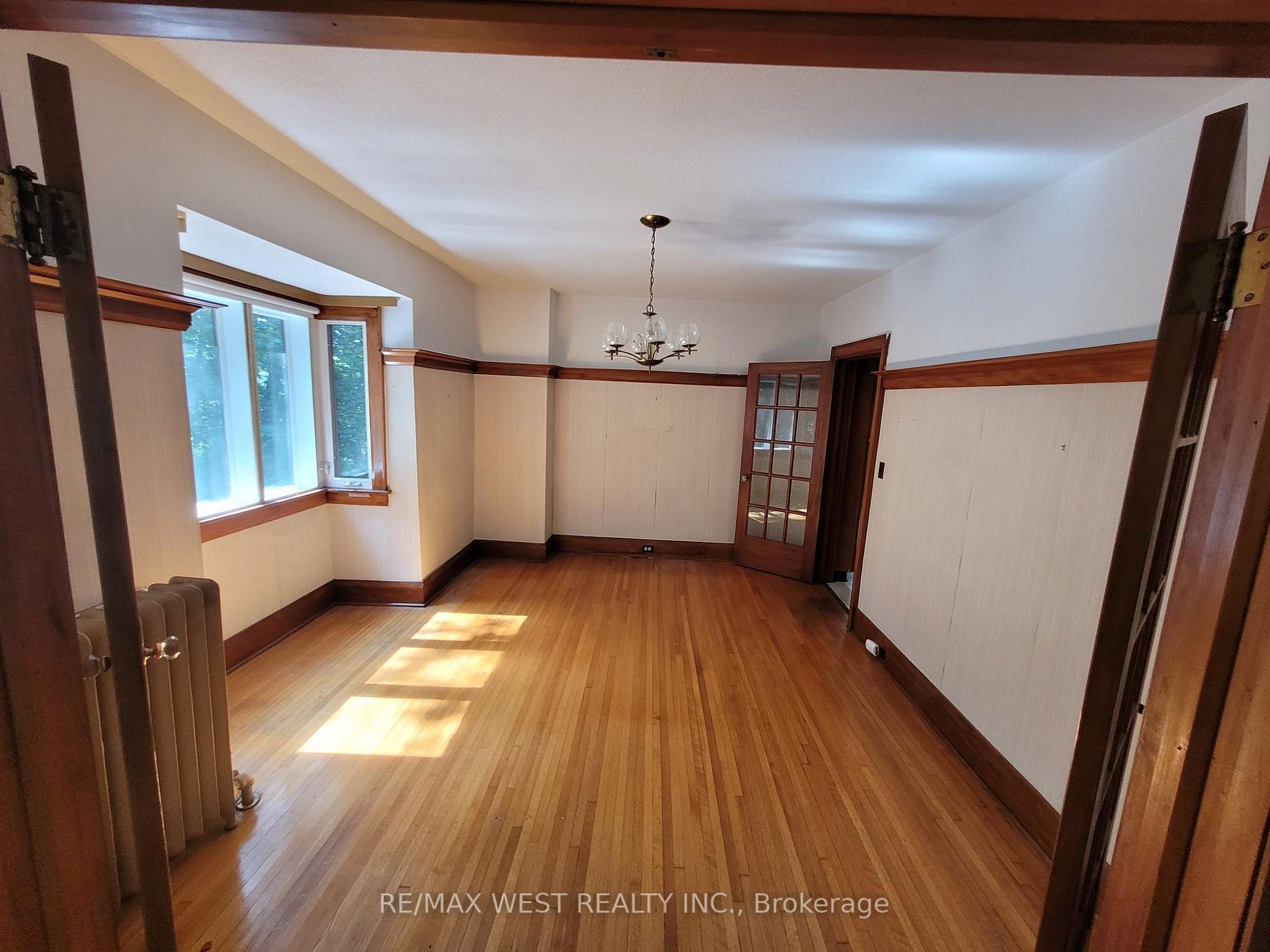 16 Rambert Cres