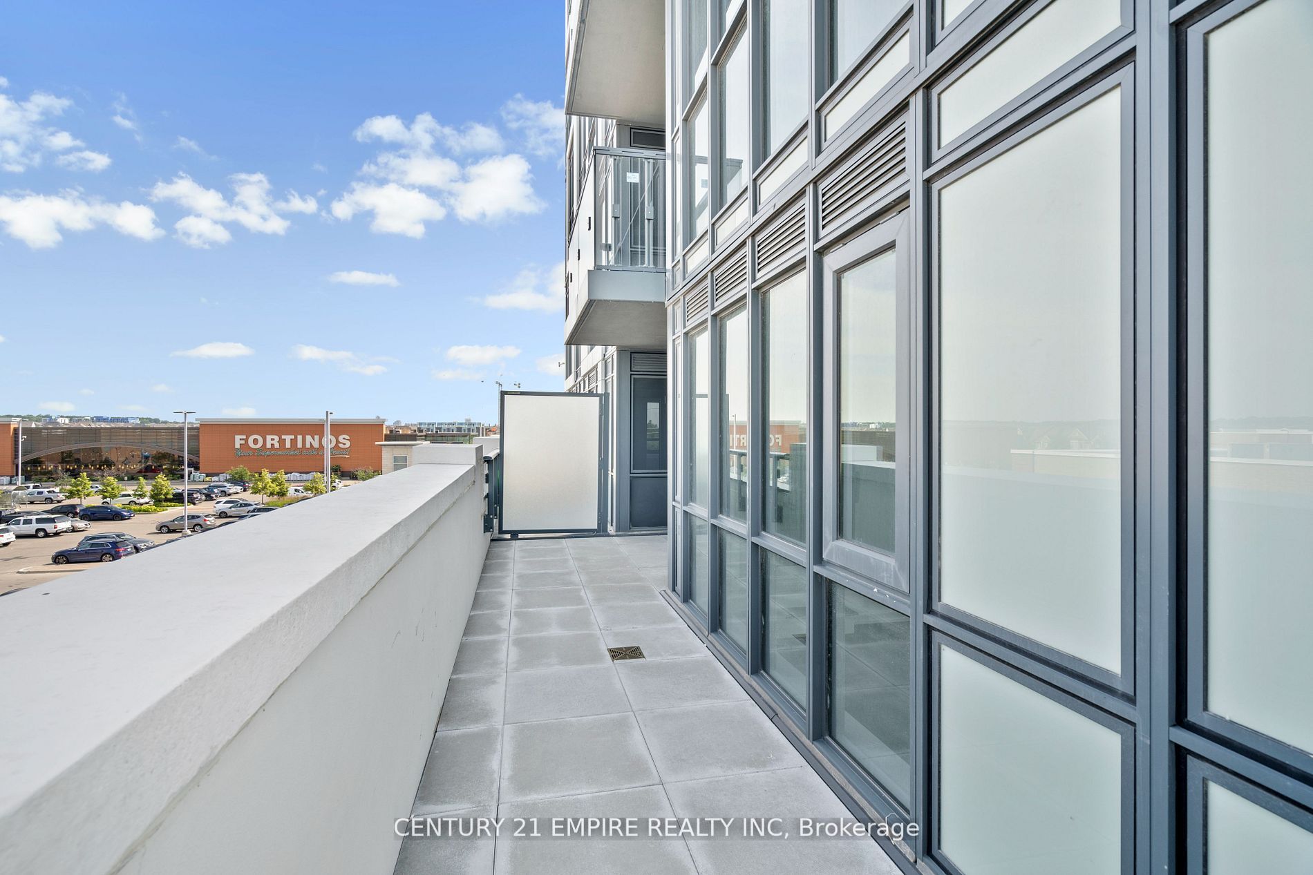 509 Dundas Street, #306
