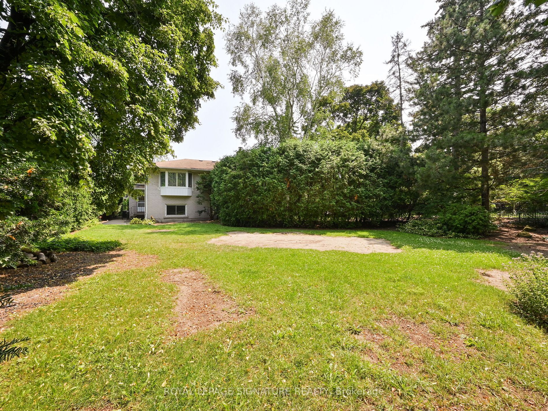 1441 Clarkson Road N