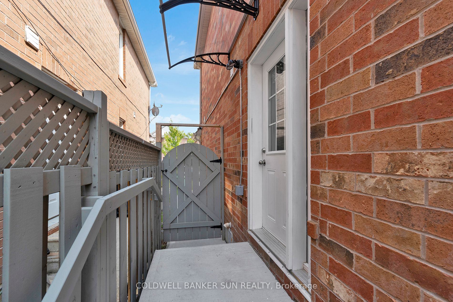 43 Sand Cherry Cres