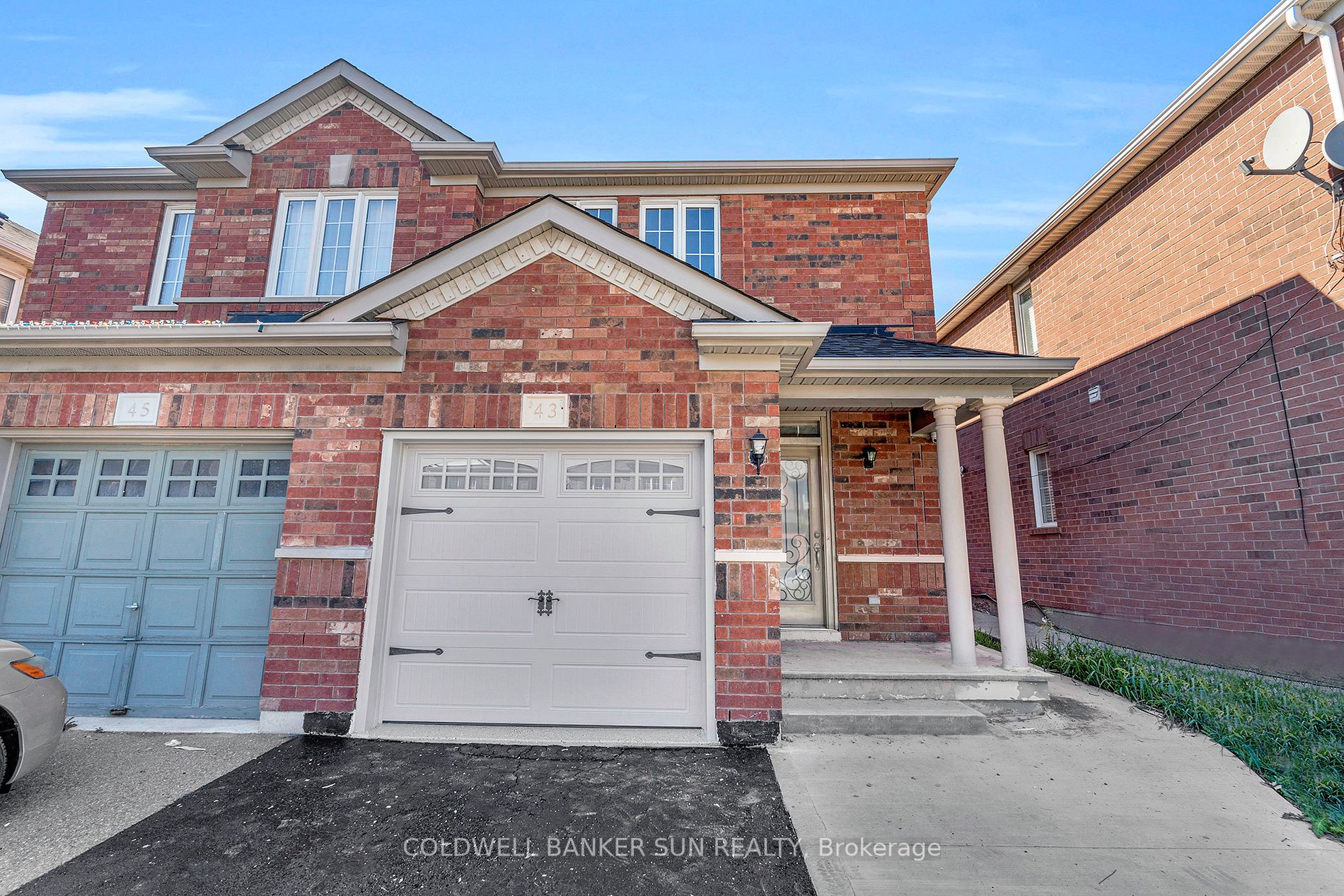 43 Sand Cherry Cres