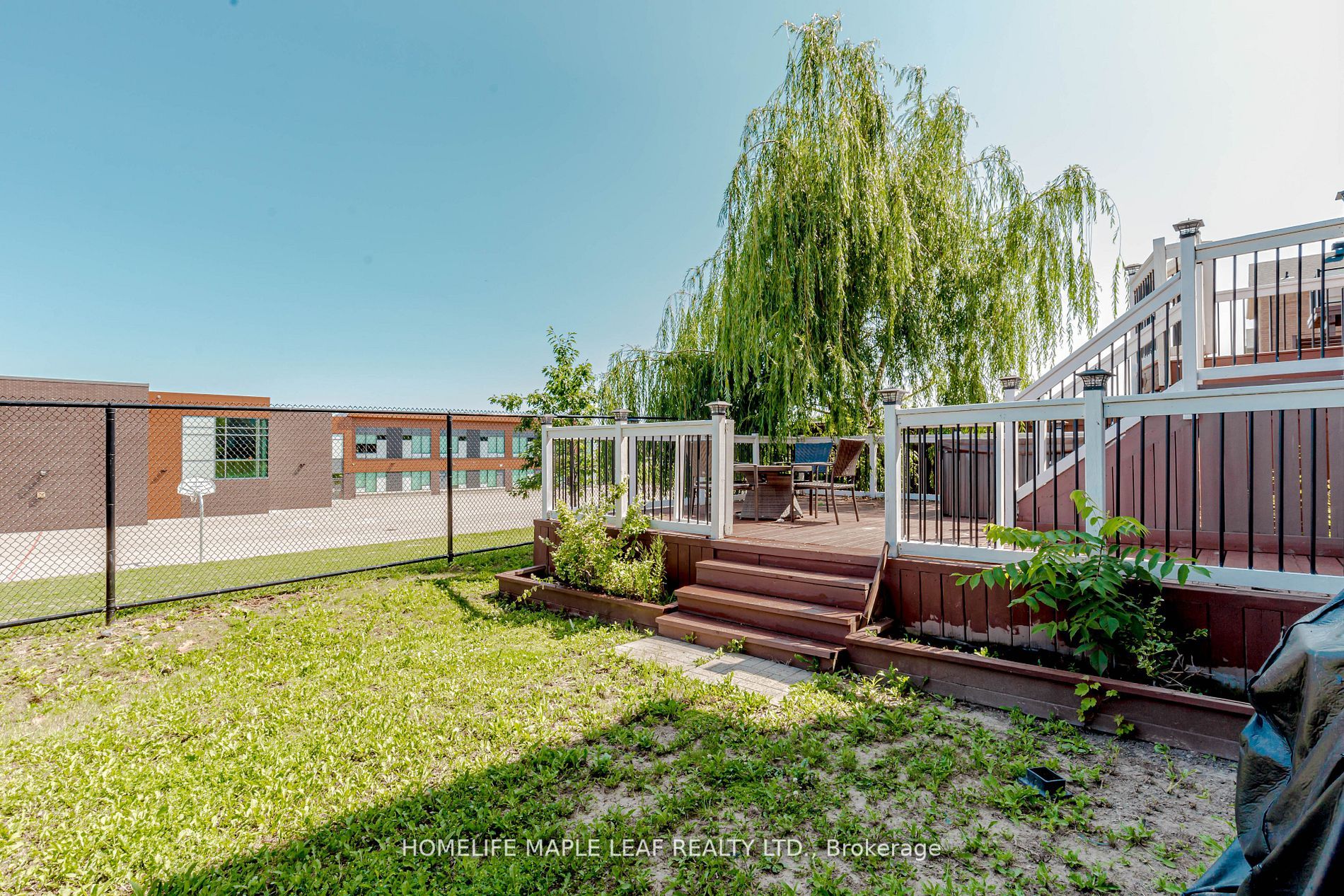 45 Interlacken Dr