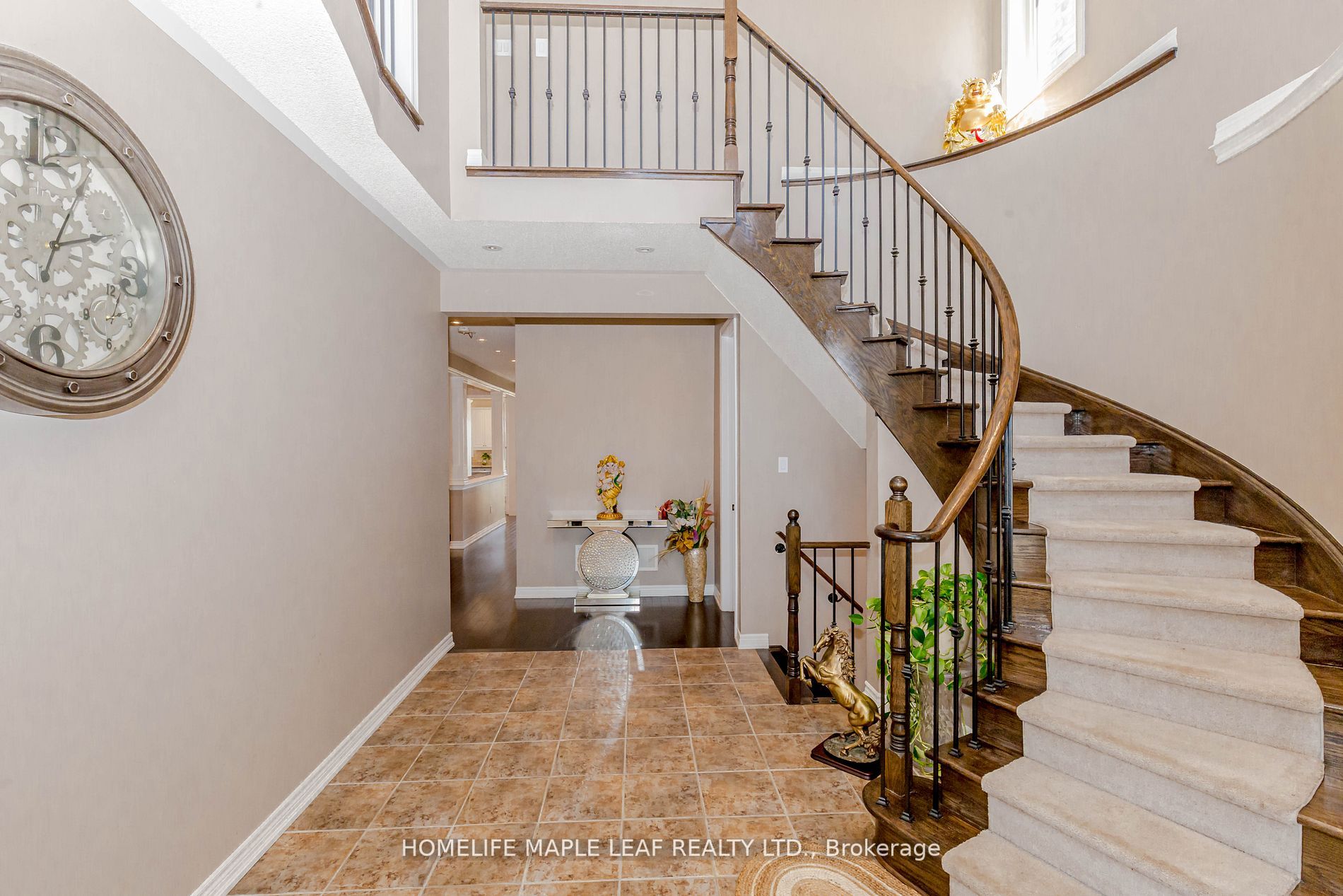 45 Interlacken Dr