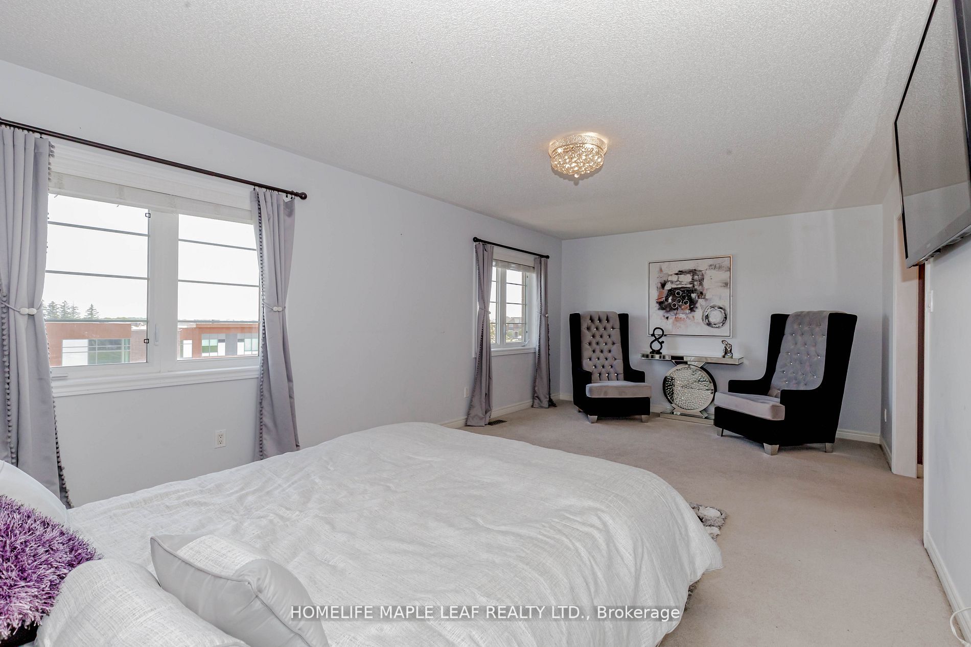 45 Interlacken Dr