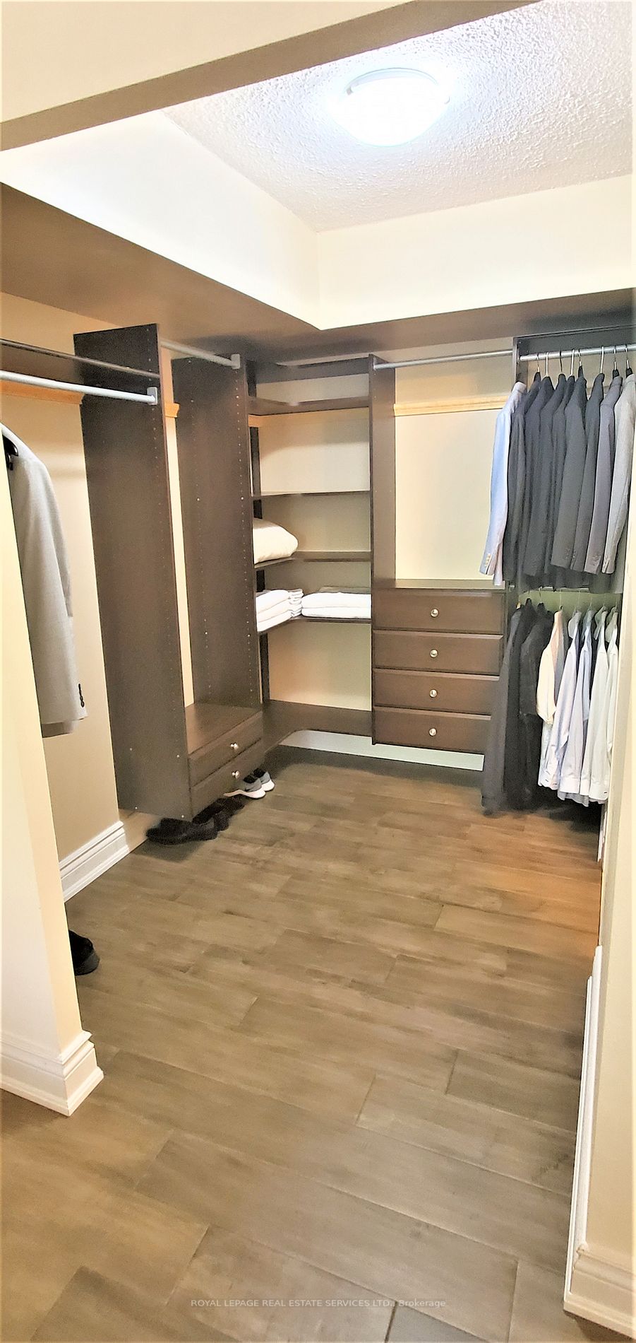 2045 Lake Shore Blvd W, #308