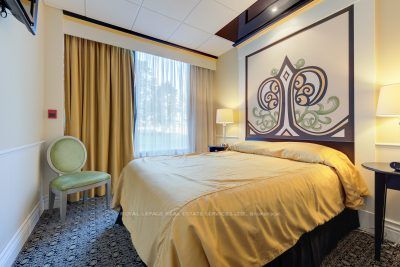 2045 Lake Shore Blvd W, #308