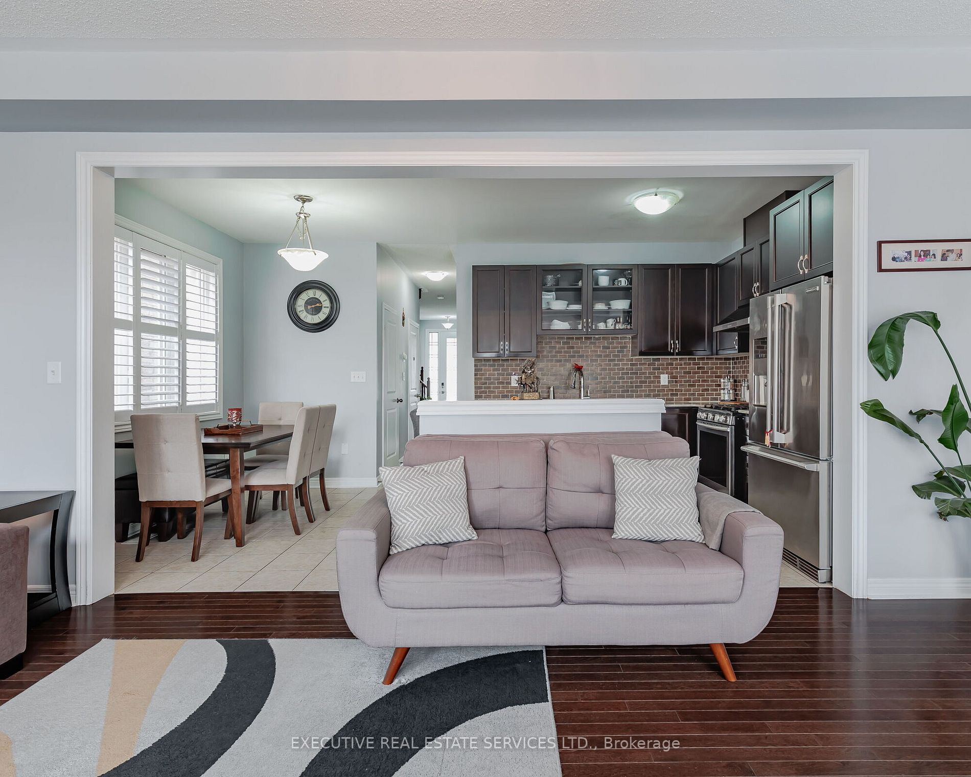 52 Bernadino St