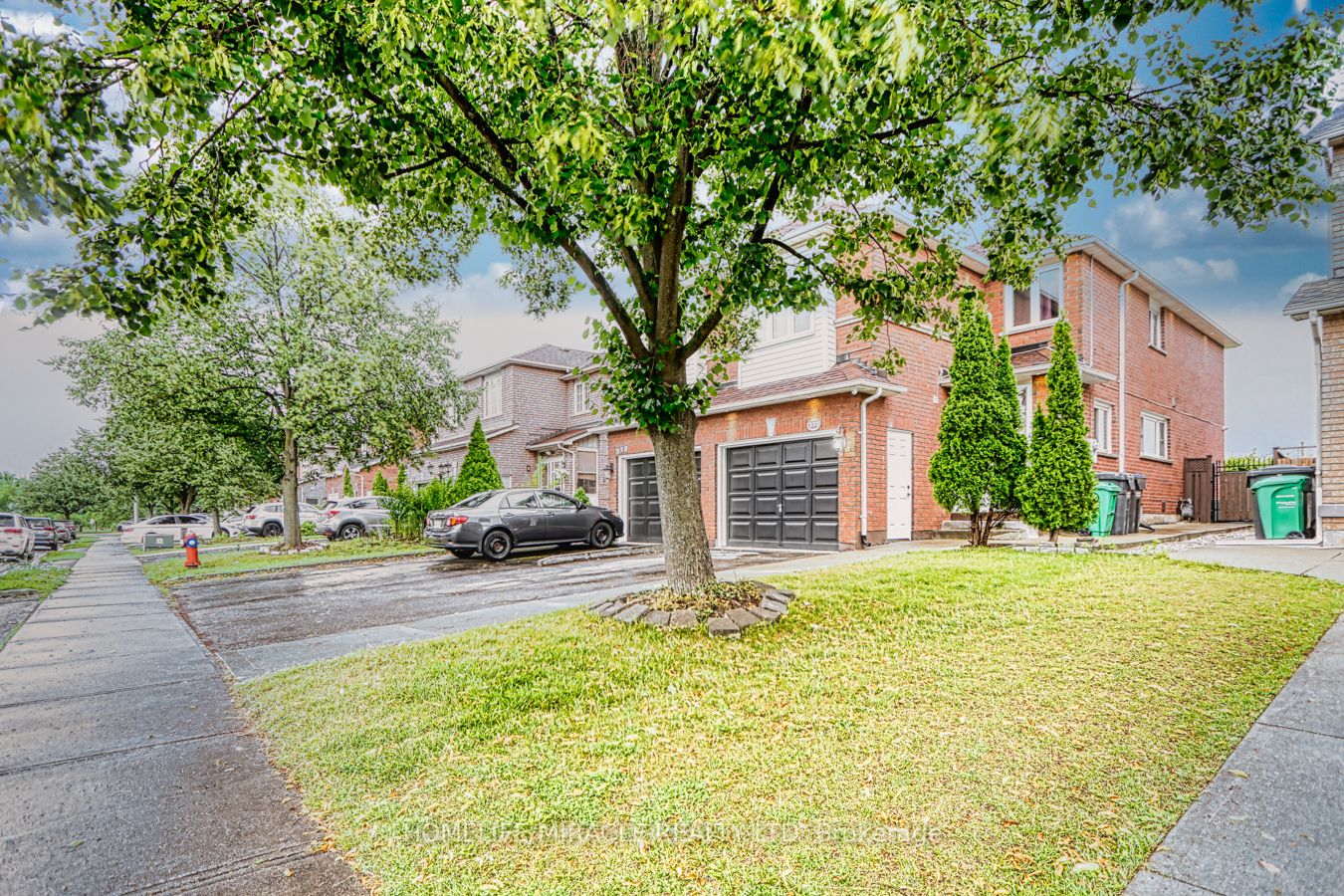 272 Pressed Brick Dr