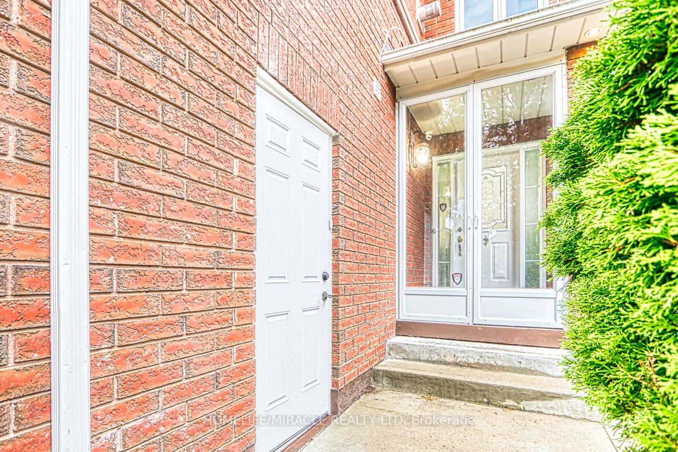 272 Pressed Brick Dr