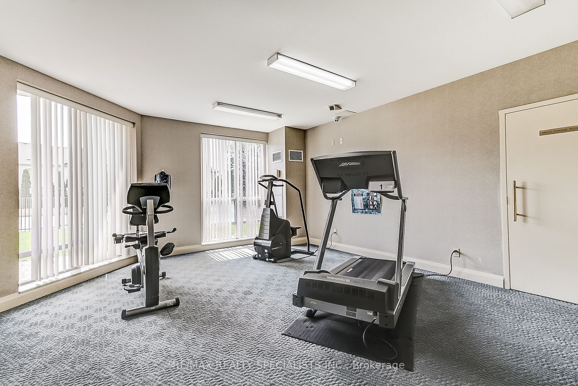 1150 Parkwest Pl, #404