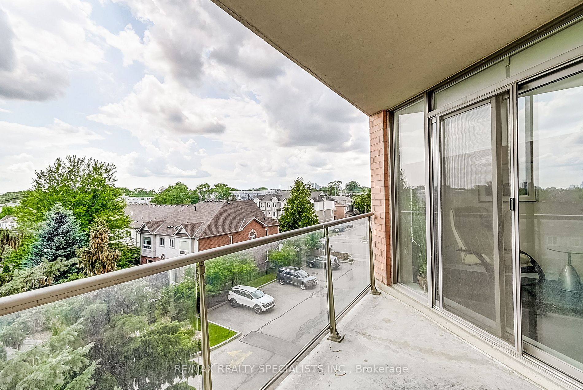 1150 Parkwest Pl, #404