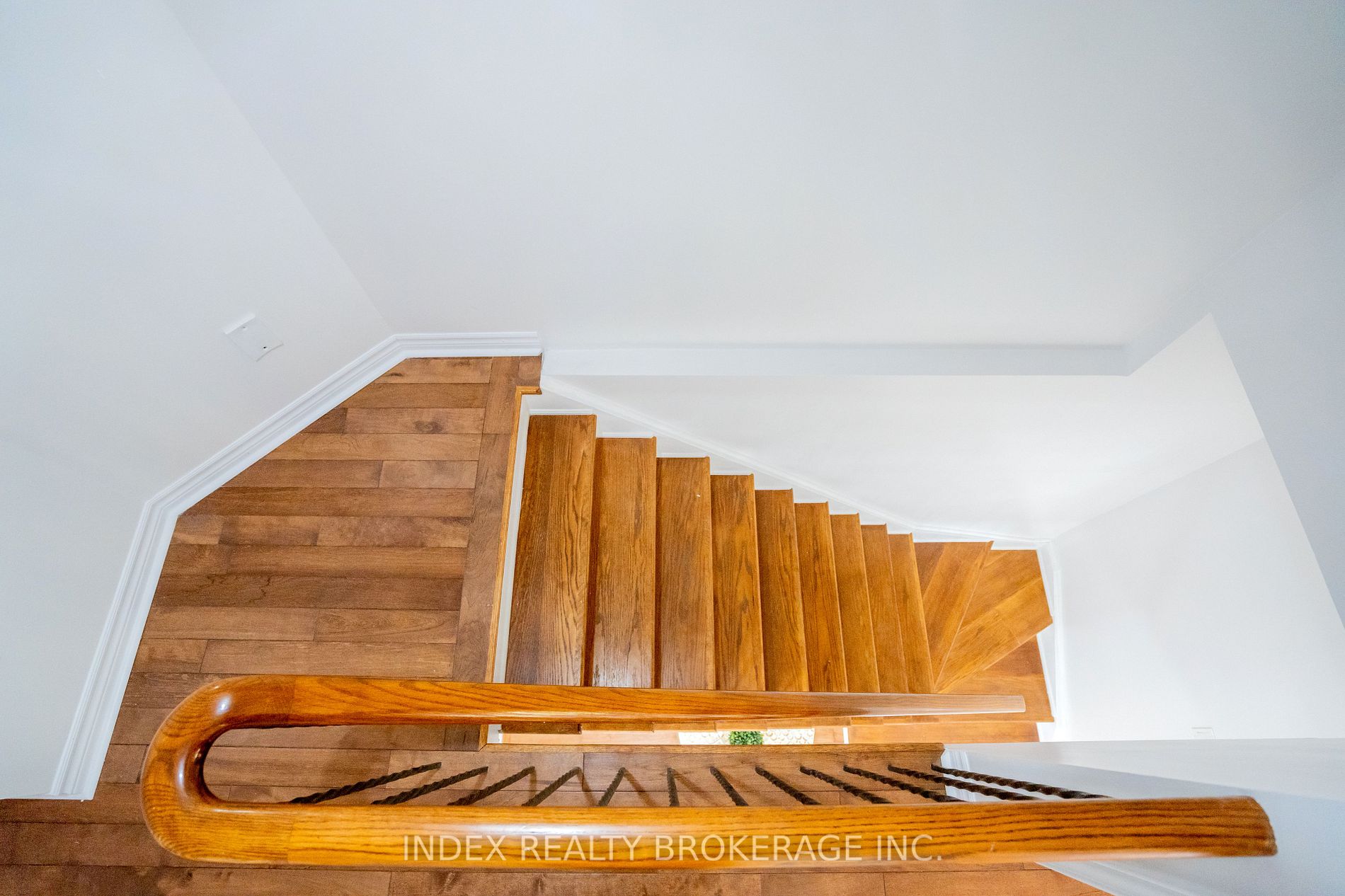 19 Rustywood Drive