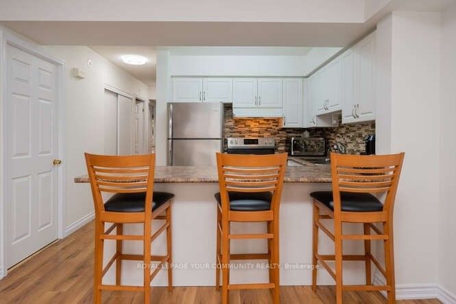 105 George Appleton Way, #1049