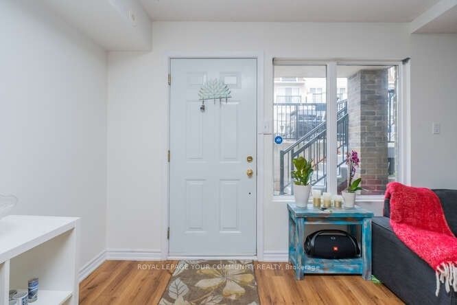 105 George Appleton Way, #1049