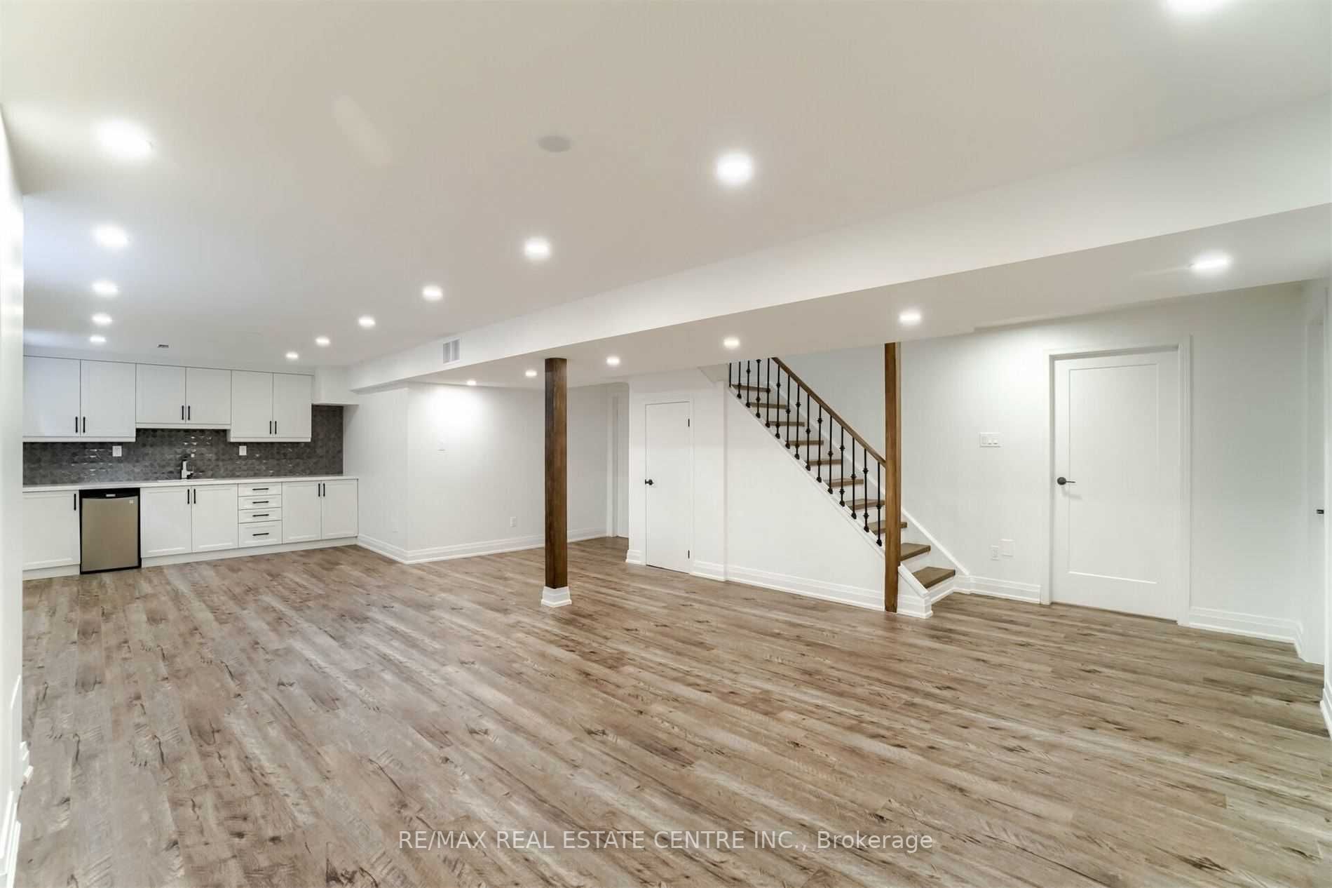550 Meadows Blvd
