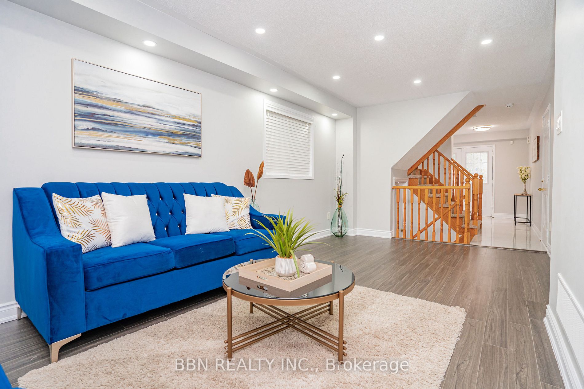 12 Tregate Cres W