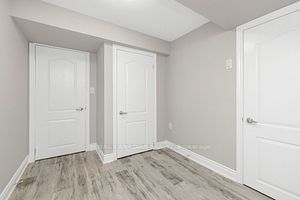 19 Outlook Ave