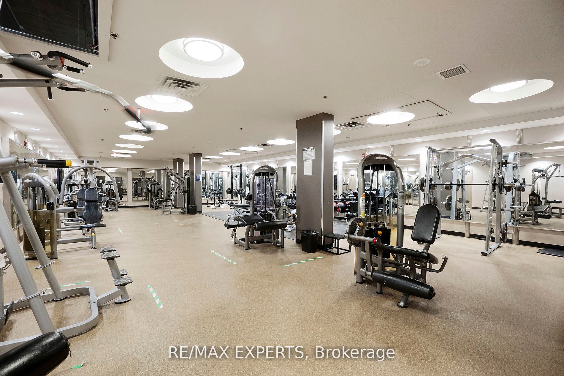 90 Absolute Ave, #1706