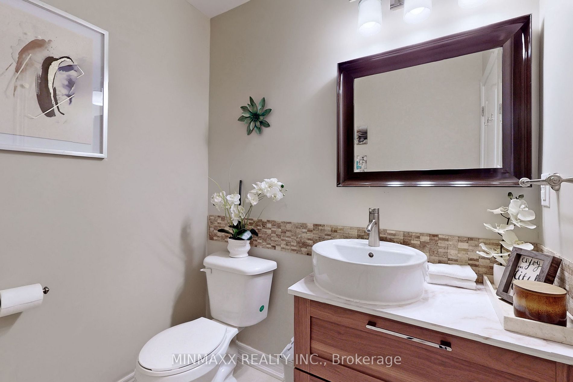 Listing W6692820 - Large Photo # 21